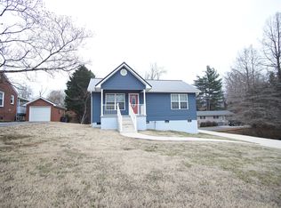 2335 Woodrow Dr., Knoxville, TN 37918