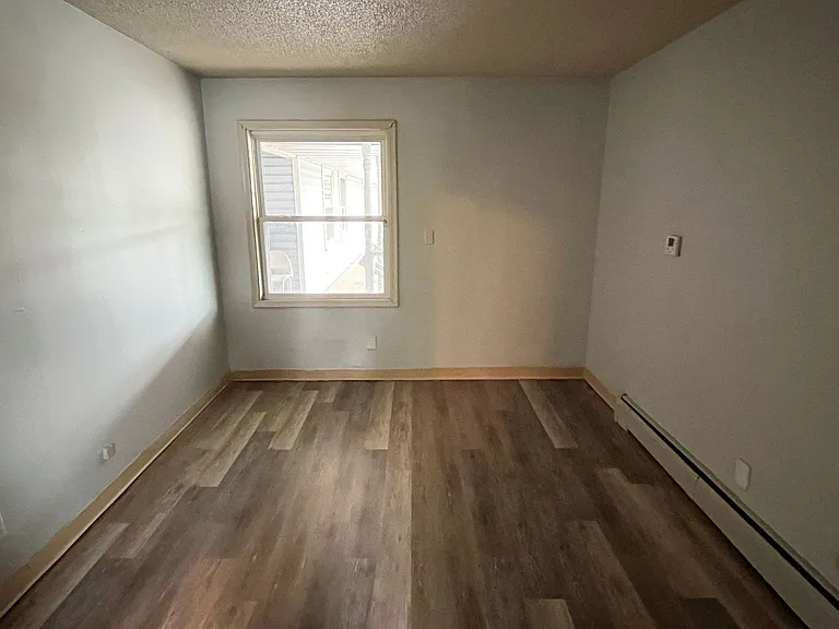 505 N 6th St — Photo 5