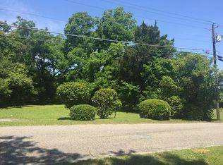 13 1st Ave, Manning, SC 29102