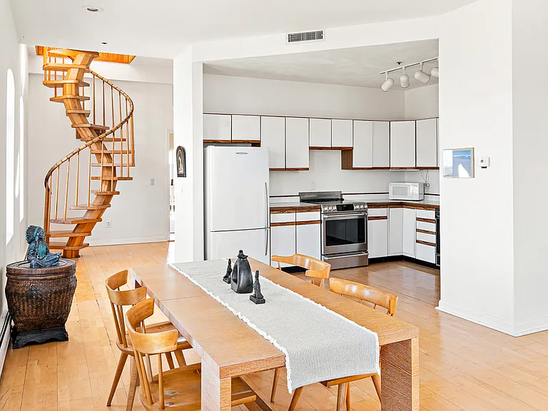 37-39 Winnisimmet St #8C — Photo 8
