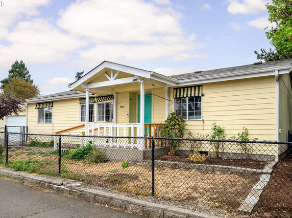 5223 Forest Ln, Eugene, OR 97402