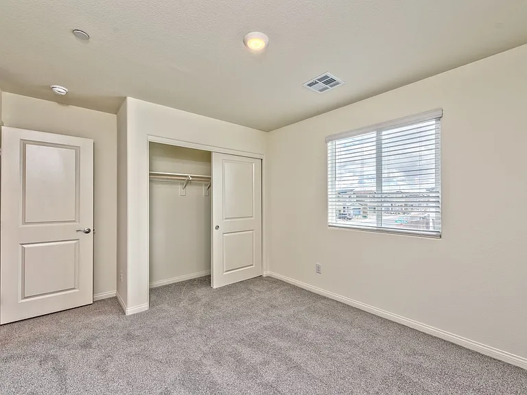 4706 Turquoise Ave — Photo 11