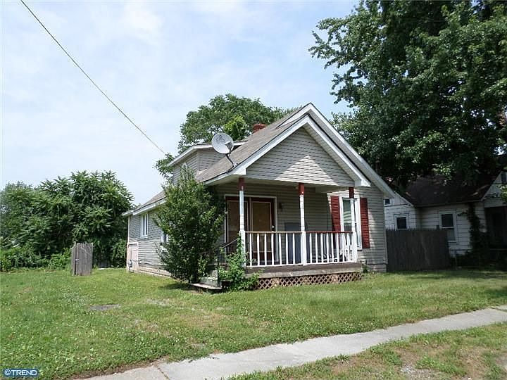 2nd image of 12 N Broad St #14