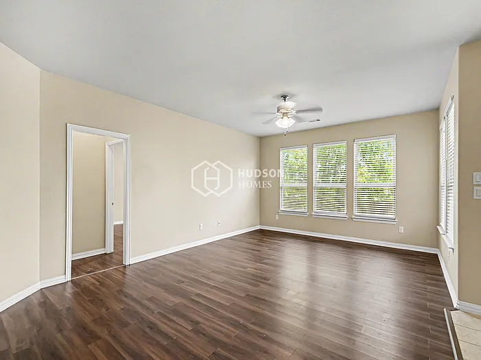 10420 Talus Dr — Photo 4