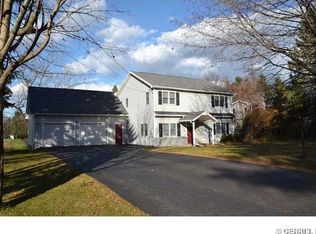 890 Klem Rd, Webster, NY 14580