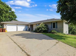 400 W Hilltop Ter, Stockton, IL 61085