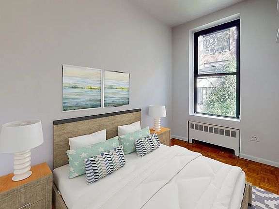 3rd image of 403 W 44th St APT 2B