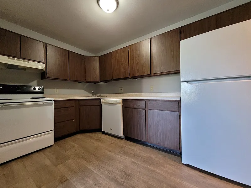 2108 Marathon Ave #6