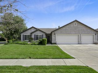 2933 W Newton Ave, Visalia, CA