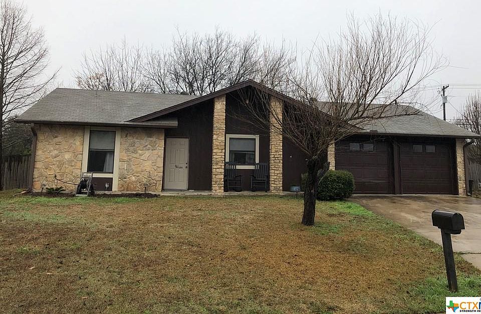 1st image of 1233 Preswick Cir