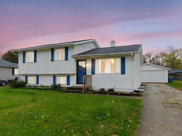 2615 Castine Walk, Mishawaka, IN 46544