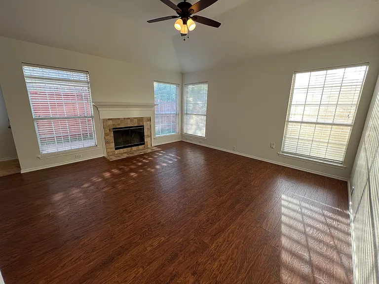 334 Touchdown Dr — Photo 19
