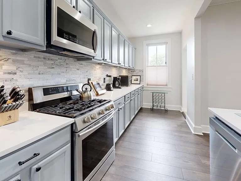 520 Jefferson St NW — Photo 12
