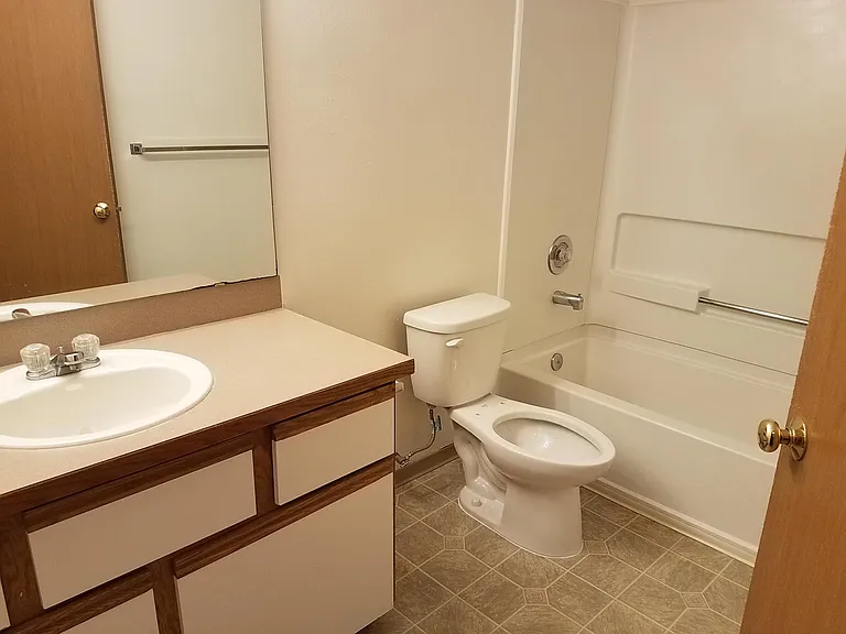 902 E Juniper Ave — Photo 7