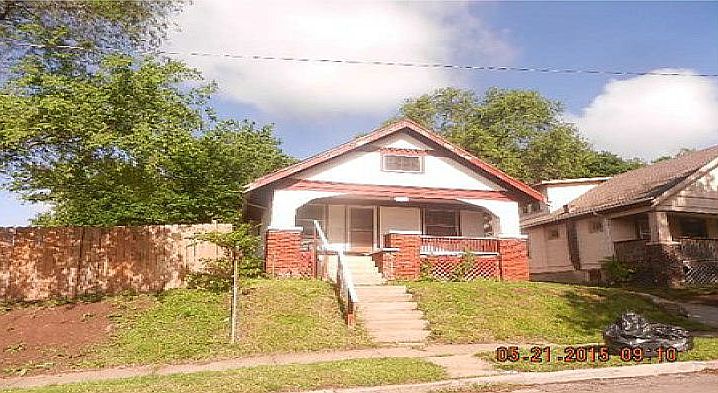 1st image of 3038 Elmwood Ave