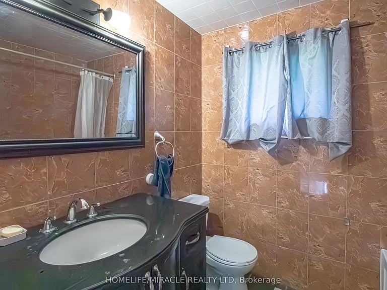 1100 Blanchard Rd — Photo 23