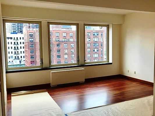 Rented by Corcoran | media 12