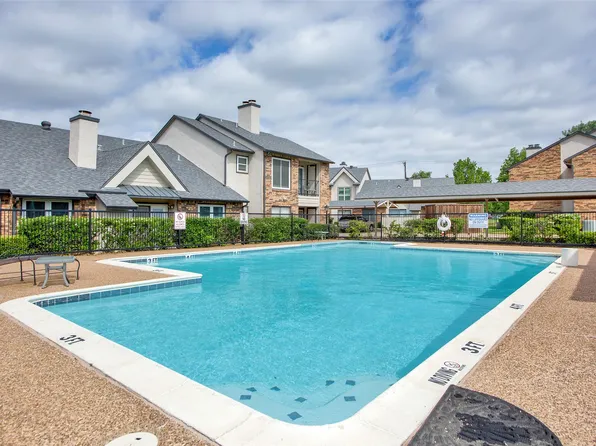 823 W Harwood Rd APT A, Hurst, TX 76054