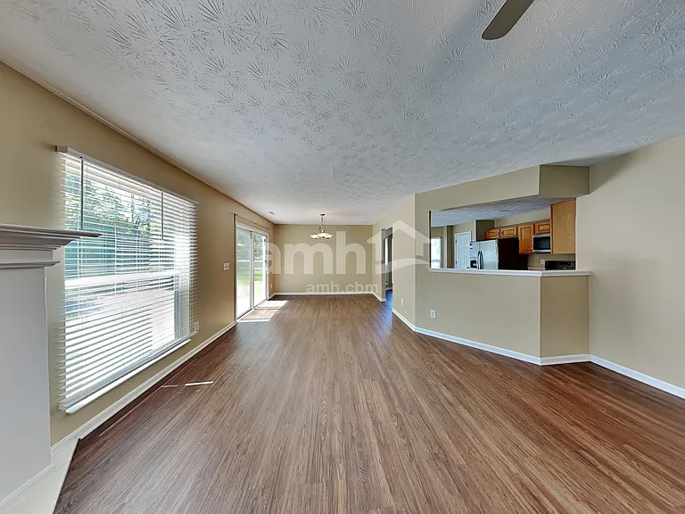7304 Wethersfield Dr — Photo 7