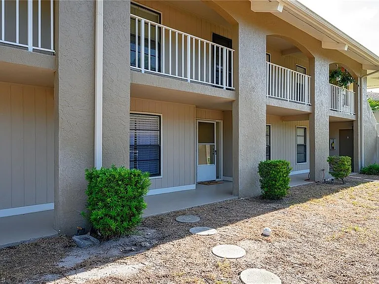 135 Cypress Way E #C — Photo 9