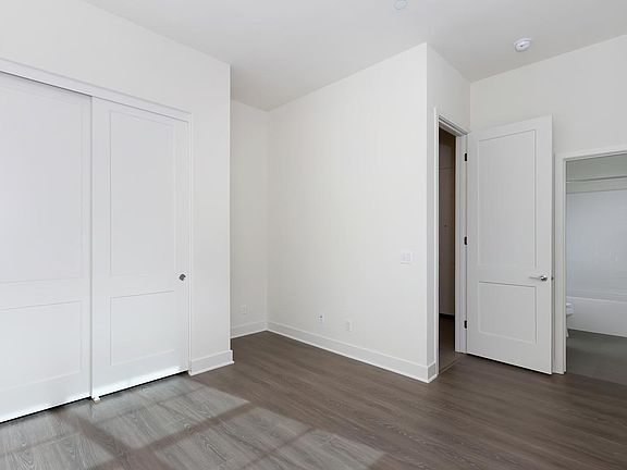 3rd image of 15812-1 Ellington Way