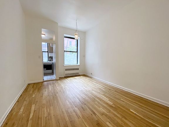 5th image of 512 E 82nd St APT 1D