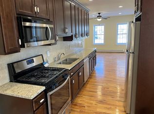 1527 3rd St APT 1, Rensselaer, NY 12144