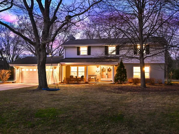 12850 Wrayburn ROAD, Elm Grove, WI 53122