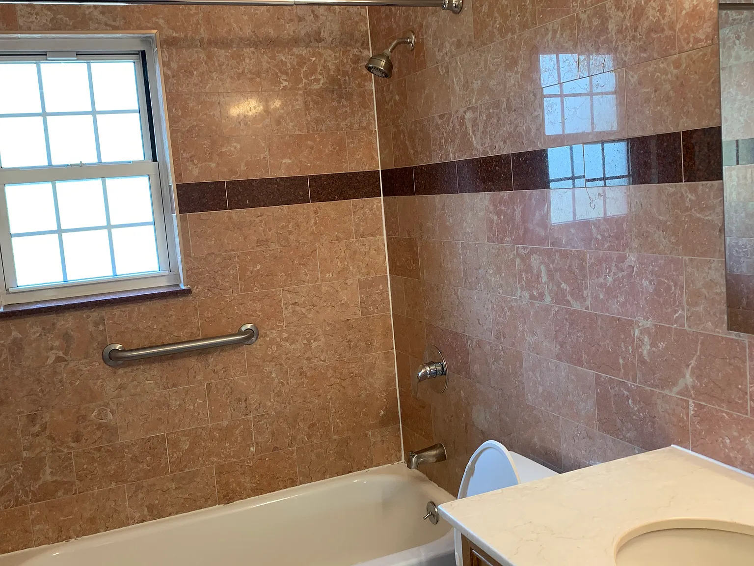1 bed, $2,100 — Photo 3