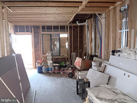 4th image of 5633 Rodman St
