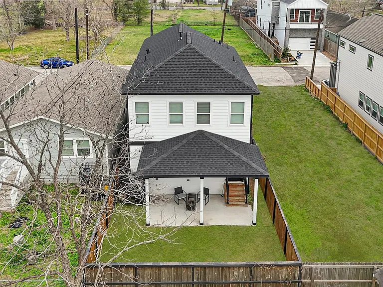 3513 Omega St — Photo 26