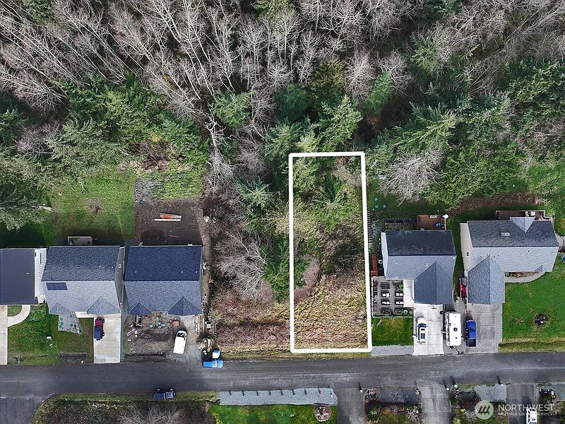 4th image of 1857 Watkins Road