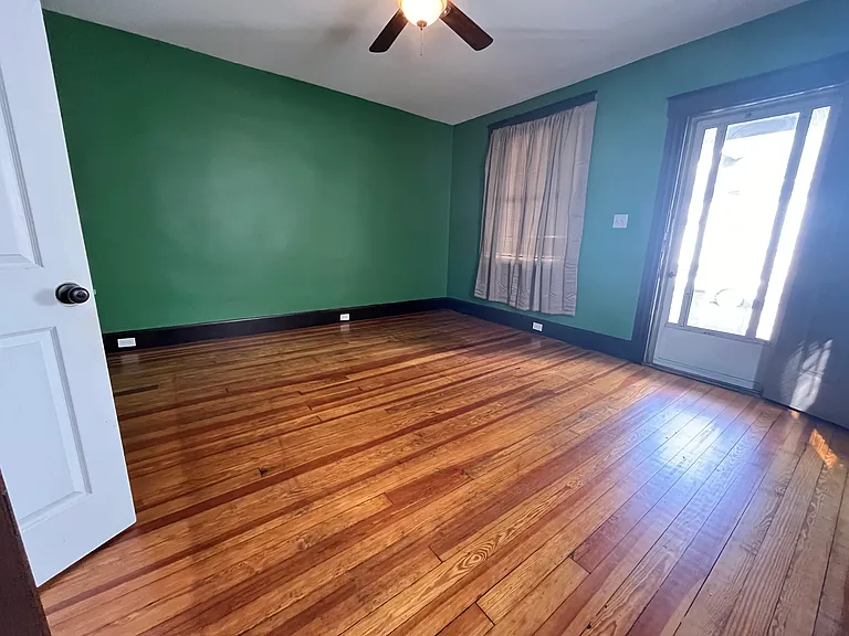 2531 Vestry Ave — Photo 1