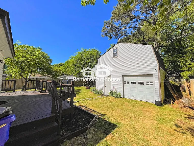 8455 Radnor Rd — Photo 37