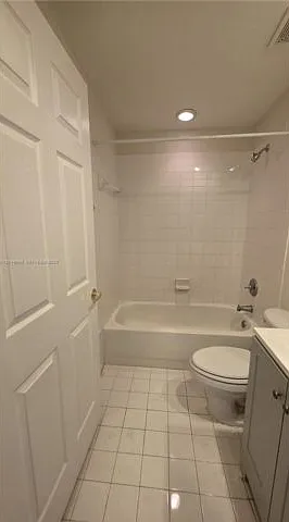 18741 SW 25th Ct — Photo 5