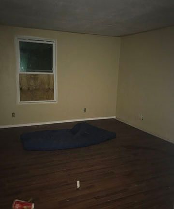 2nd image of 729 Newton Ave