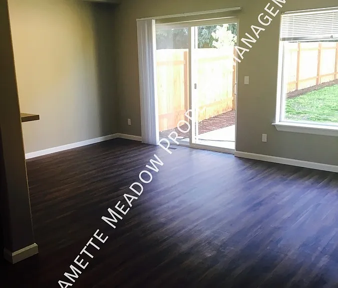 1420 Marigold Dr — Photo 8