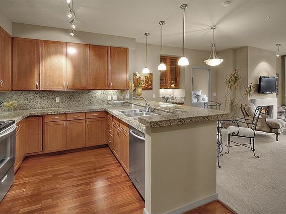 4th image of 150 102nd Ave SE Unit 207