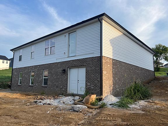 2nd image of 833 Wyatt Ct