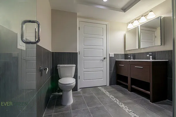 Rented by Nooklyn NYC LLC | media 23