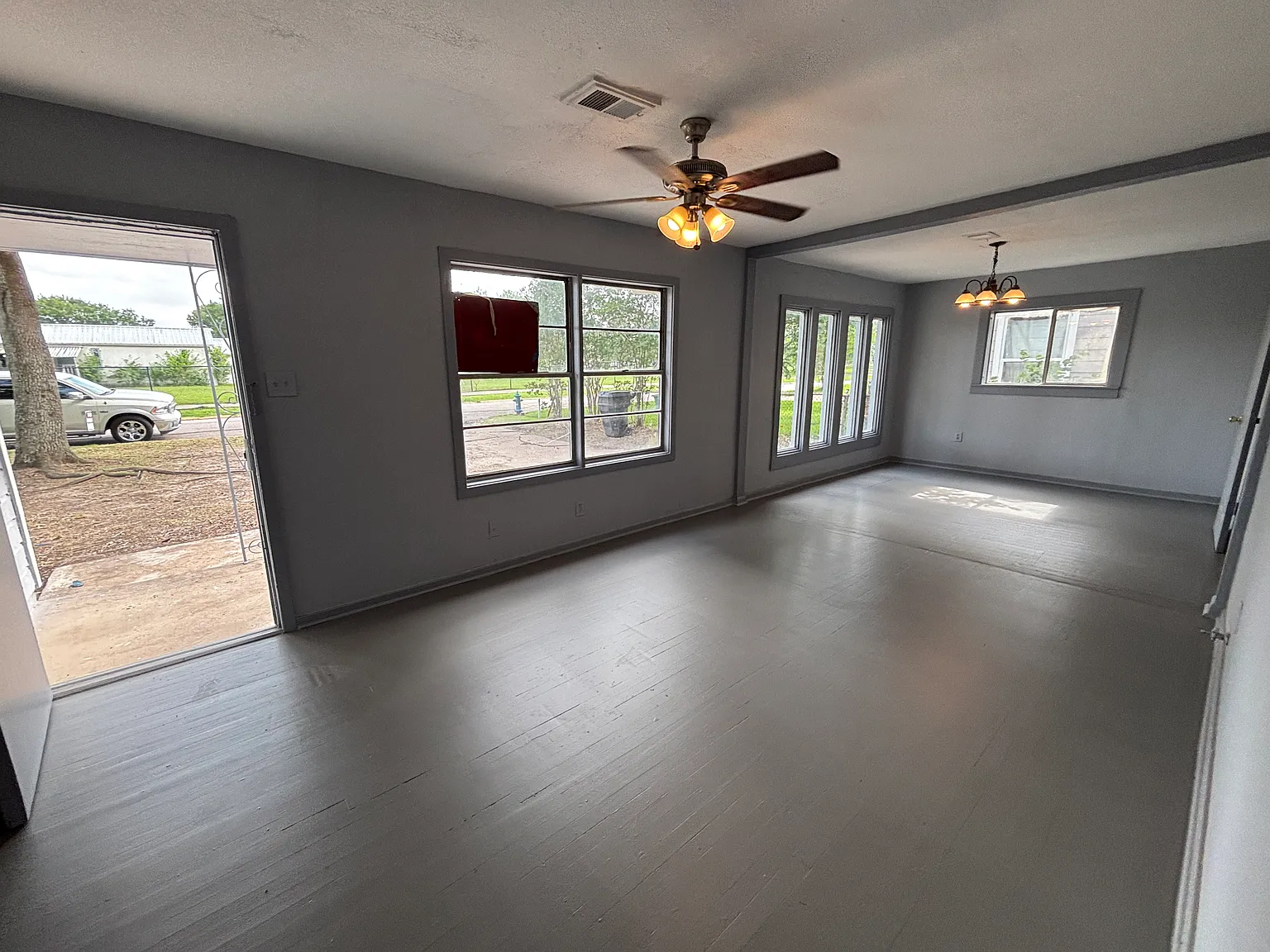 4127 Hartsville Rd — Photo 3