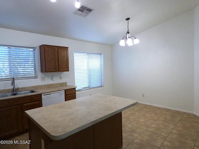 60499 E Alpine Way — Photo 11
