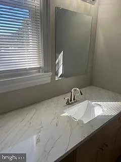 14 Franklin Ave #A — Photo 16