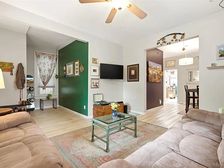 157 W Cedar Ave — Photo 3