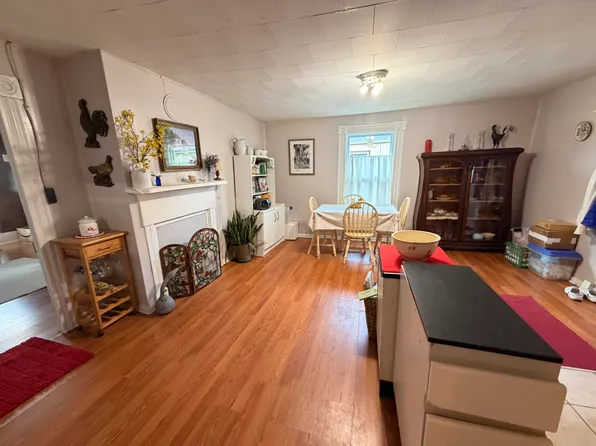 29 S Main St, Dry Ridge, KY 41035