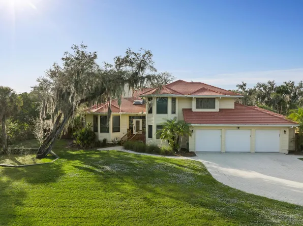 5155 Palmetto Avenue, Fort Pierce, FL 34982