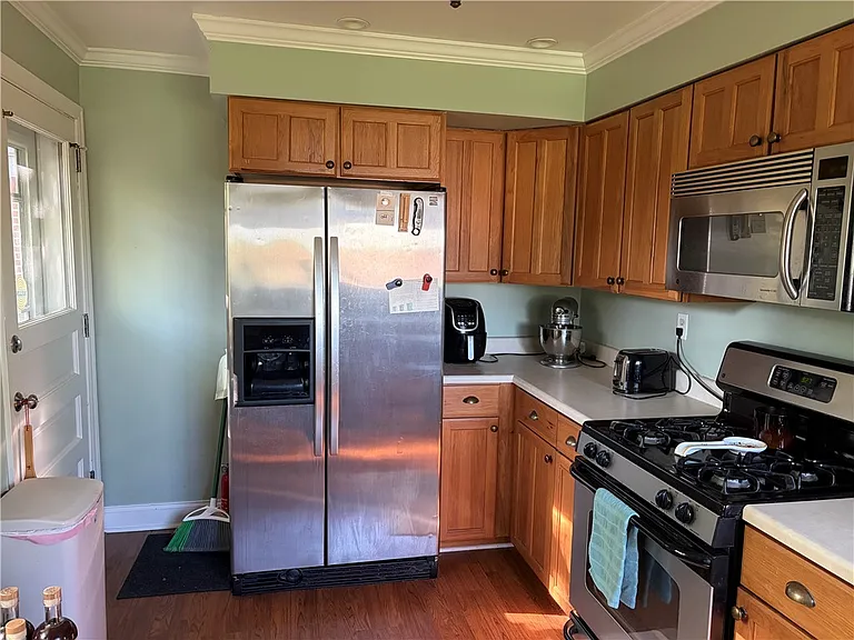 359 Dorseyville Rd — Photo 8
