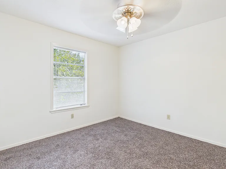 2902 Prairie Flower Cir — Photo 12