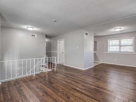 3rd image of 3621 Lehi Dr