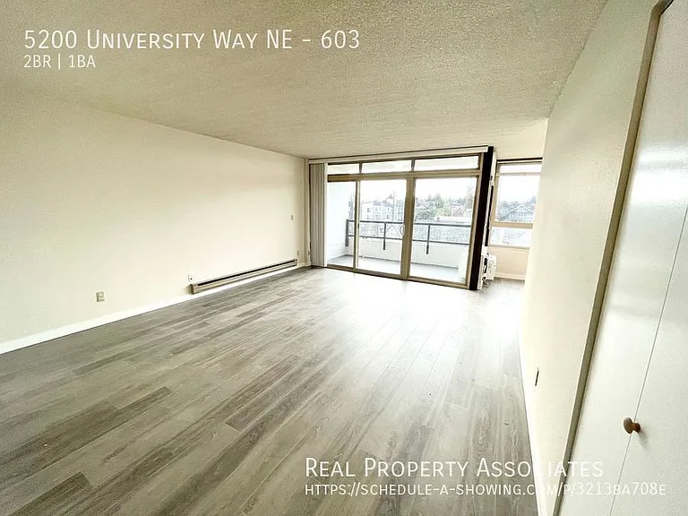 5200 University Way NE #603 — Photo 6